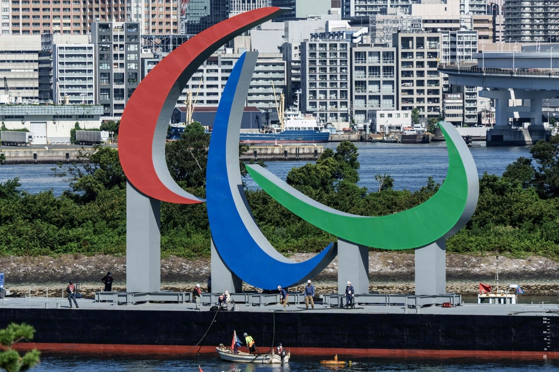 Logo de los Juegos Paralímpicos de Tokio 2020 en el Parque Marino de Odaiba. Foto Afp  