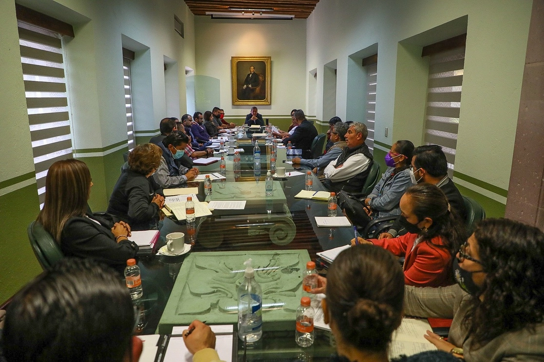 El gobernador de Zacatecas, David Monreal Ávila, durante una reunión de análisis de la situación financiera de la entidad. @DavidMonrealA