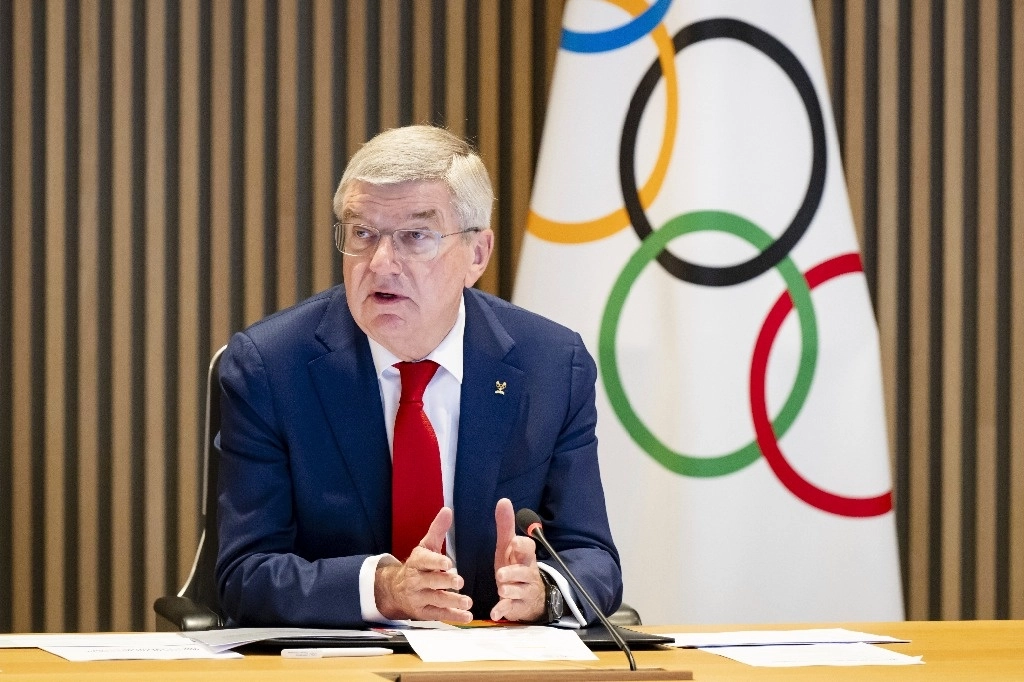 El presidente del COI, Thomas Bach, durante una reunión en Lausana, Suiza, el 3 de diciembre de 2024. Foto Jean-Christophe Bott / Keystone vía Ap