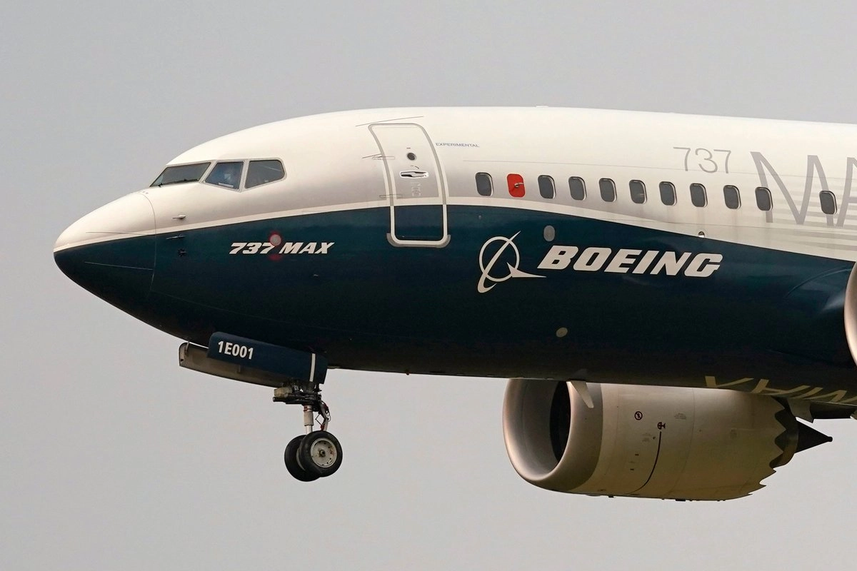 Un avión Boeing 737 Max se prepara para aterrizar tras una prueba en Seattle, el 30 de septiembre de 2020. Foto 