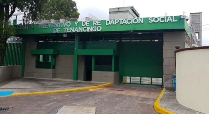 Los jóvenes están en el penal de Tenancingo. Foto tomada del Twitter de @chikistrakiz

