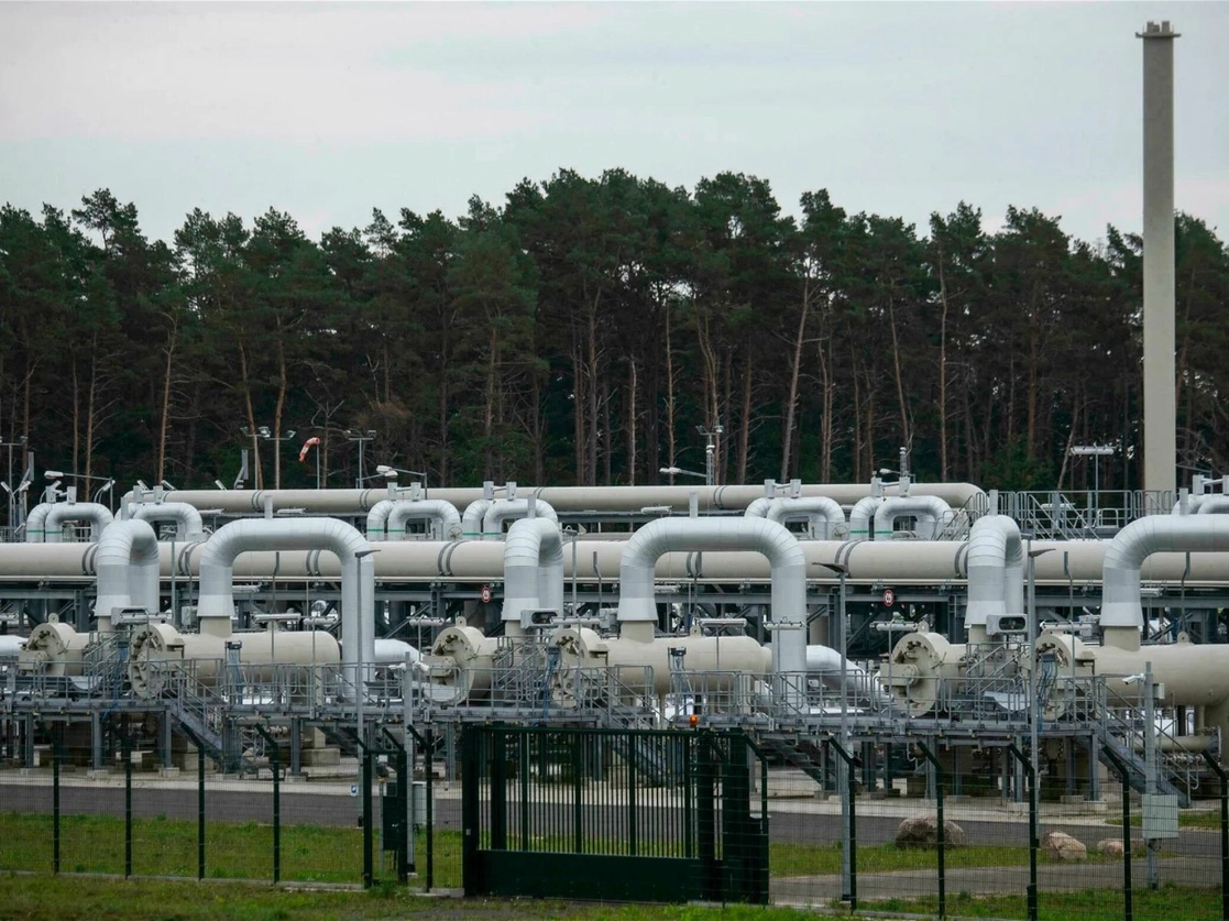 Detalle de un ramal del gasoducto Nord Stream 2 que corre entre Rusia y Alemania. Foto Afp / Archivo