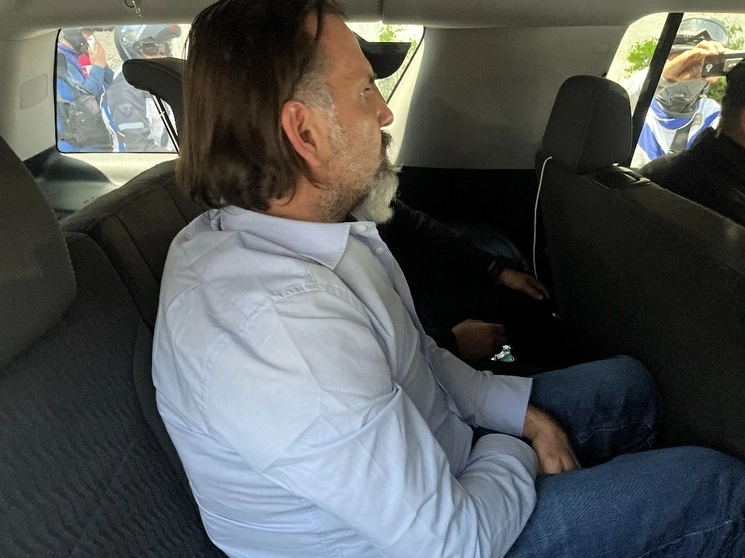El juzgado noveno de distrito en materia de amparo con sede en la Ciudad de México concedió una suspensión provisional para que la FGJ se abstenga de difundir cualquier tipo de información sobre el ex delegado de Benito Juárez, Christian von Roehrich. Foto Alfredo Domínguez / Archivo