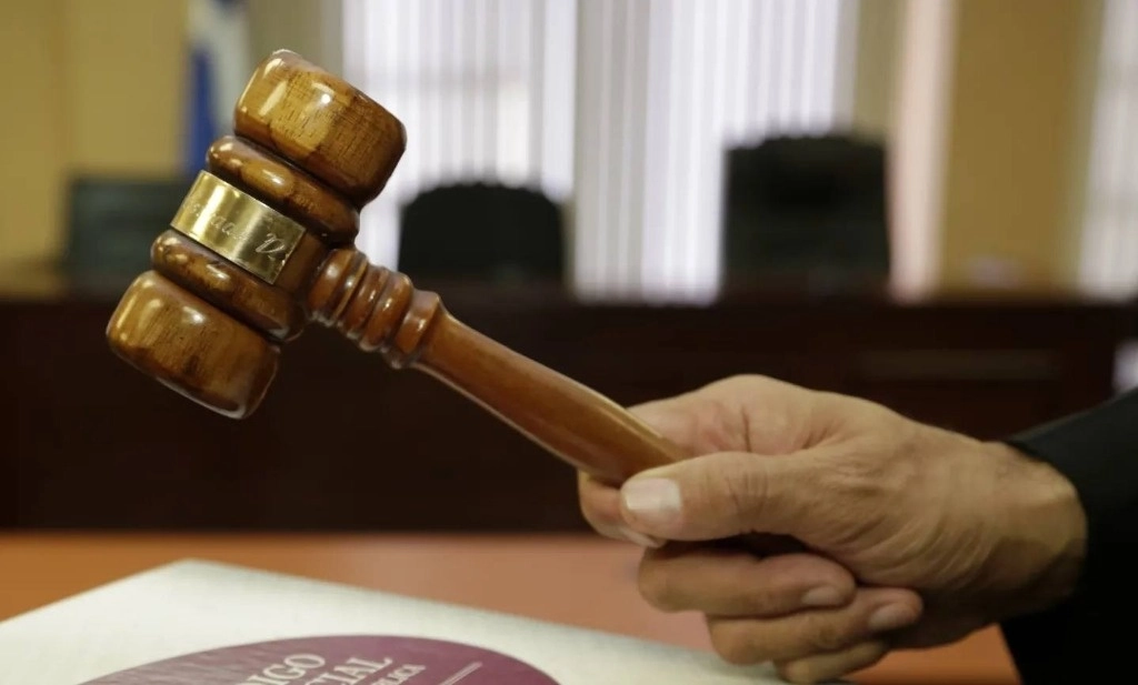 Asimismo, la magistrada ordenó el levantamiento de las medidas cautelares personales y sobre sus bienes que pesan contra todos los procesados, según informó el Poder Judicial en un comunicado. Foto escándalo, revelado en 2016.  Foto Facebook Órgano Judicial 