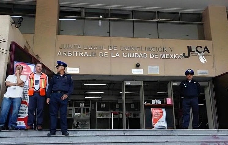 Entre 9 y 12 años necesitará la JLCA para concluir los procedimientos que tenía en trámite hasta octubre de 2022, cuando dejó de recibir demandas laborales por la entrada en vigor de la reforma que extingue al órgano jurisdiccional. Foto Alfredo Domínguez / Archivo