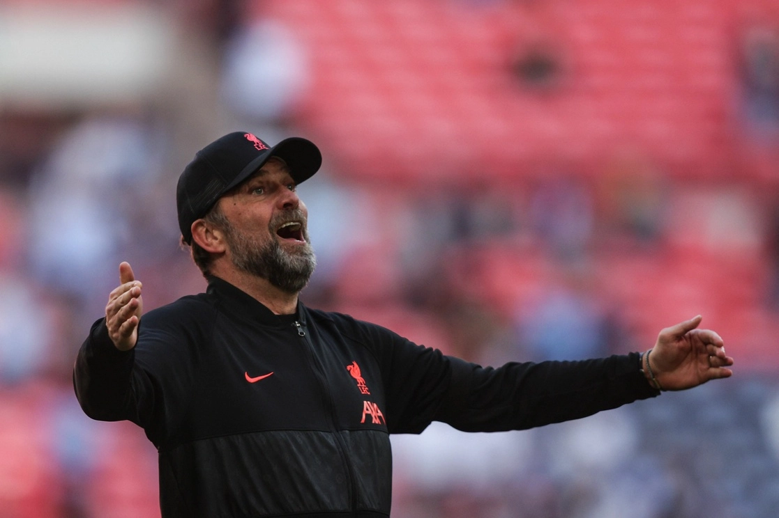 El entrenador del Liverpool, Jürgen Klopp, firmó una prórroga de su contrato de dos años, que le mantendrá en Anfield hasta 2026, informó el club. La imagen, del 16 de abril de 2022. Foto Afp