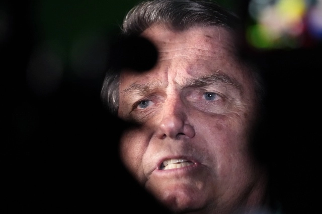  Está siendo juzgado por incitación al crimen de violación el ex presidente Jair Bolsonaro. Foto Ap