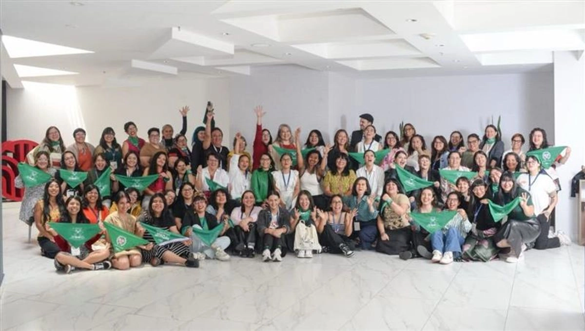 Se realizó el encuentro "Tejiendo derechos: aborto y cuidados". Foto 