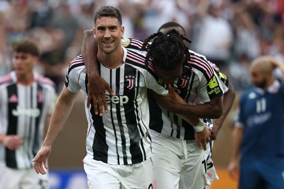 Dusan Vlahovic marcó de penal el último gol de Juventus ante el Wydad Casablanca de Marruecos, en duelo del Grupo G del Mundial de Clubes, el 22 de junio de 2025. Foto 
