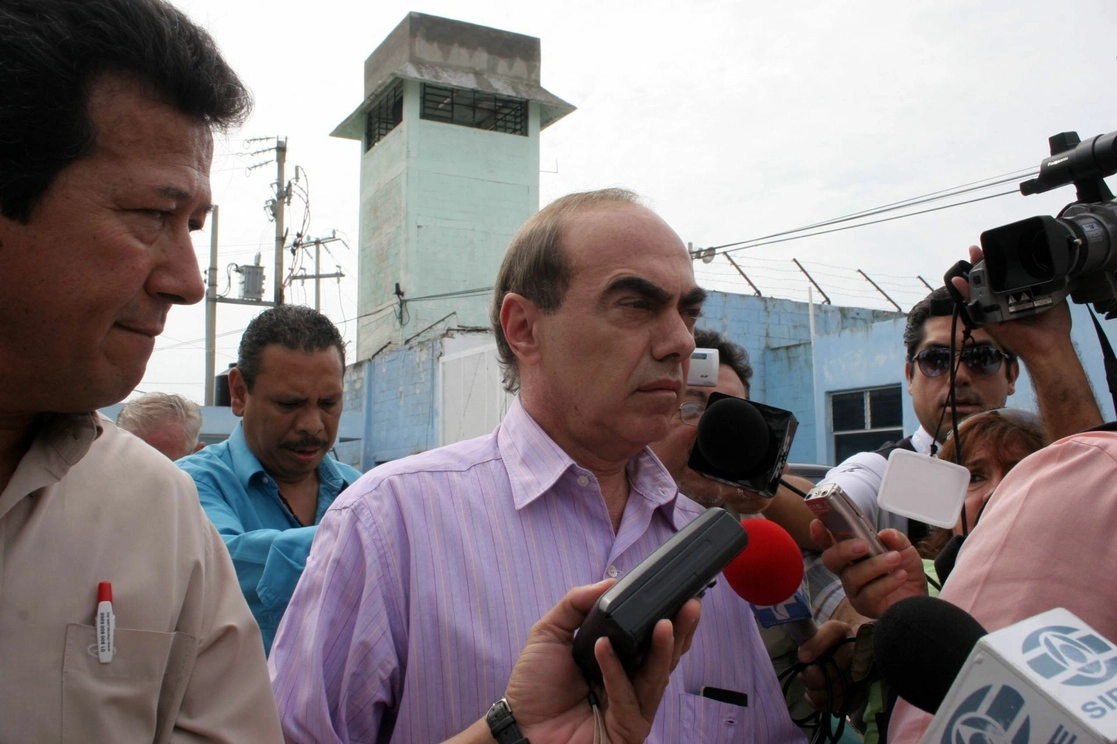 El empresario textilero Kamel Nacif, quien fue denunciado por la UIF por defraudación fiscal. Foto Cuartoscuro / Archivo