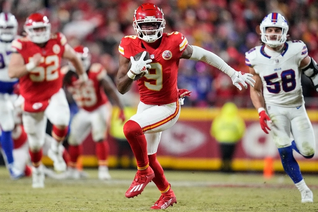 Los Jefes de Kansas City se medirán con las Águilas de Filadelfia en el Supertazón 59. Foto Ap