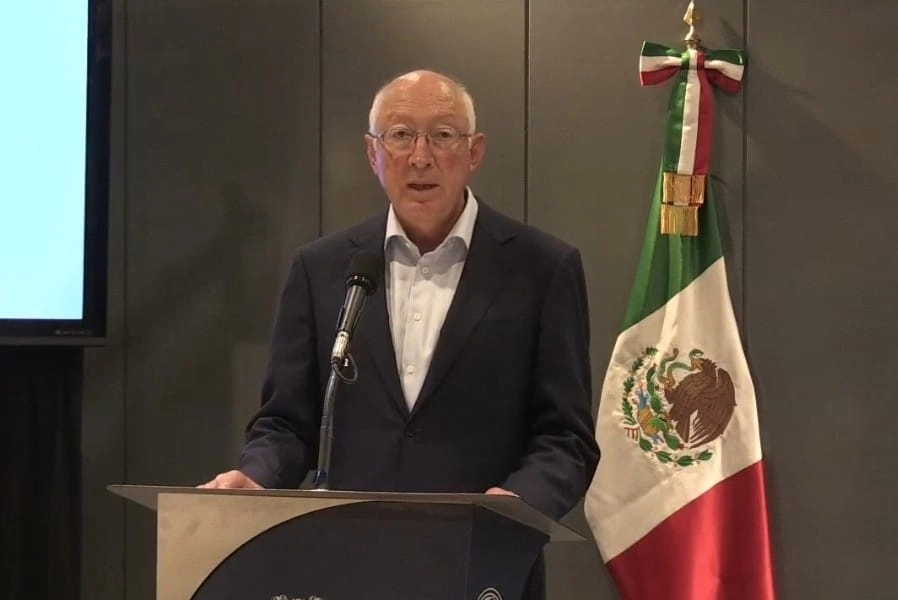 El embajador de Estados Unidos en México, Ken Salazar, durante su visita al estado de Aguascalientes, el 15 de agosto de 2022. Imagen tomada de la transmisión 