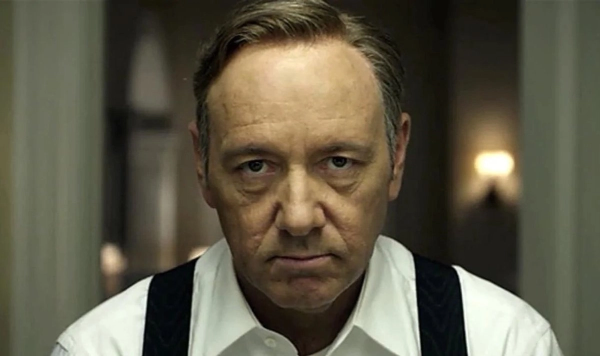 El actor estadunidense, Kevin Spacey, enfrenta en Reino Unido nuevas acusaciones hechas por tres hombres por el delito de agresión sexual. Foto 