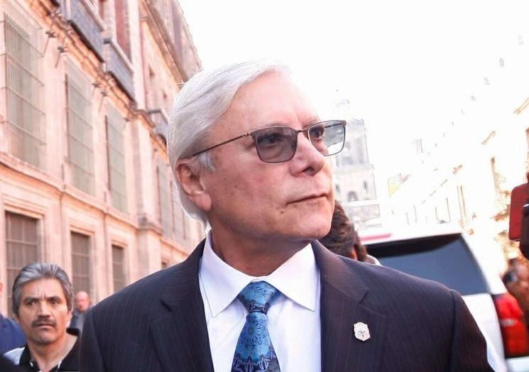 Jaime Bonilla, gobernador de Baja California, dijo que su antecesor Kiko Vega debe rendir cuentas de sus "fechorías". Foto Roberto García / Archivo