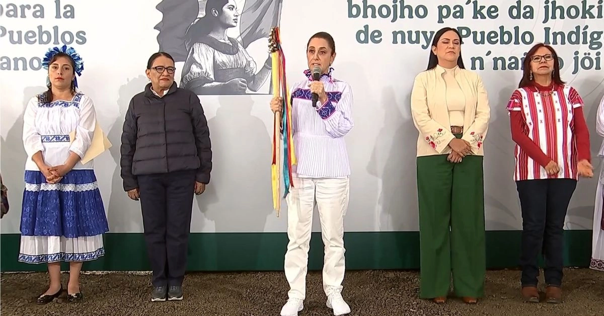 La presidenta Claudia Sheinbaum encabezó en el pueblo mágico de Amealco de Bonfil, Querétaro, una asamblea del Fondo de Aportaciones para la Infraestructura Social para Pueblos y Comunidades Indígenas y Afromexicanas (FAISPIAM). Foto