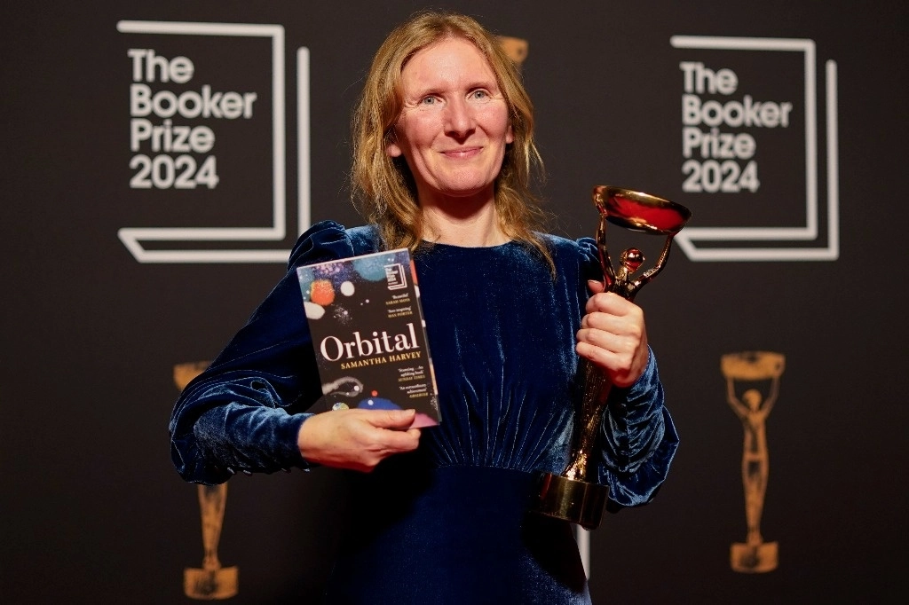 Harvey es la primera mujer ganadora del Booker desde 2019, aunque una de las cinco mujeres en la lista de finalistas de este año, el mayor número en los 55 años de historia del premio. Foto Ap.