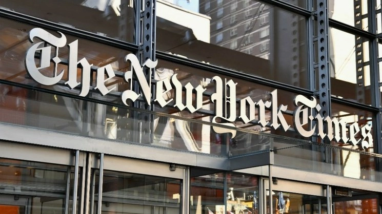 Los efectos económicos de la respuesta a la pandemia han llevado al precipicio a una buena parte de la industria de noticias. Foto Afp/ Archivo 