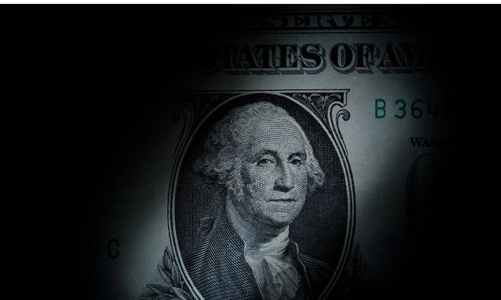 La deuda estadunidense se sitúa actualmente en más de 36.2 billones de dólares, el equivalente a 120 por ciento del PIB del país, según el Tesoro. En la imagen de archivo, el billete de un dólar estadunidense. Foto 