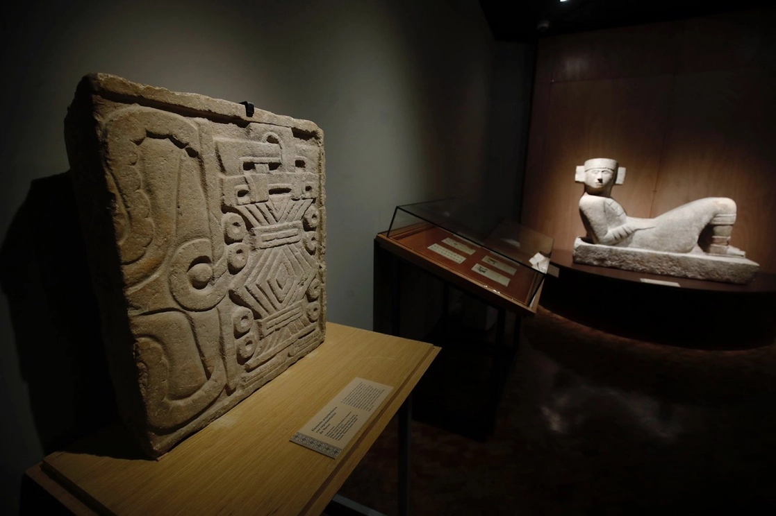 Piezas de la exposición "La Grandeza de México", en el Museo Nacional de Antropología e Historia, el 27 de septiembre de 2021. Foto Cristina Rodríguez