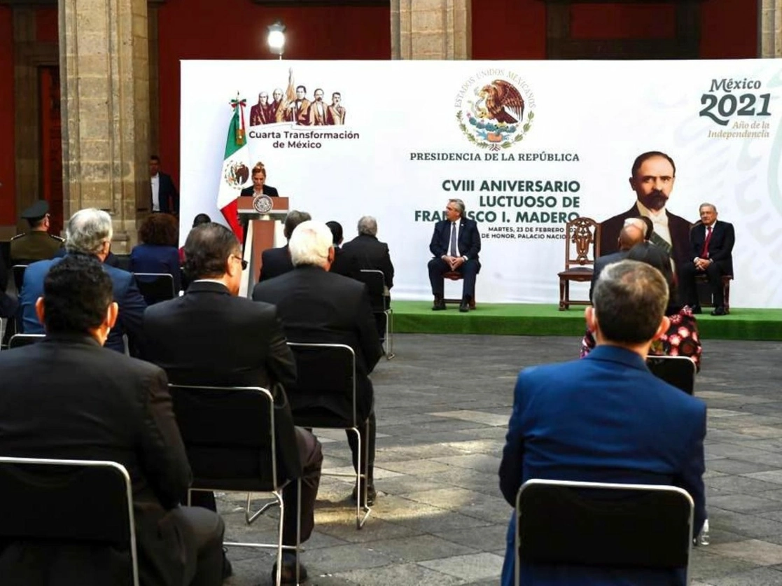 Imagen que acompañó el mensaje publicado en redes sociales del Vocero de Presidencia, Jesús Ramírez, el 23 de febrero de 2021. Foto tomada del Twitter de @JesusRCuevas