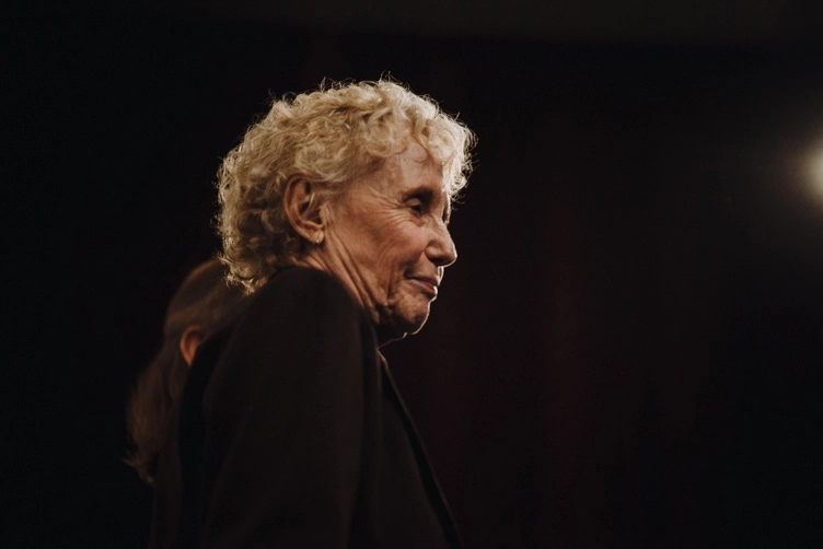 La directora francesa Claire Denis indicó que su visión femenina tiene relevancia en su escritura y guiones, no es algo consciente e intencional. Foto cortesía del FICM 