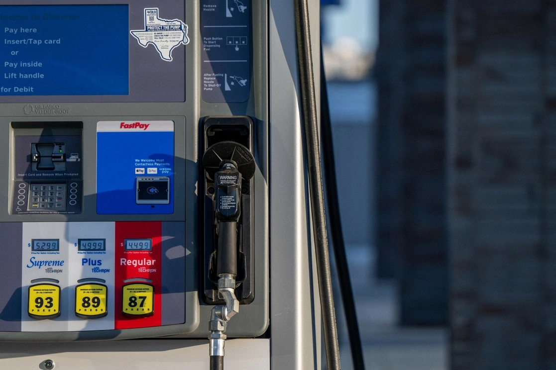 Una estación de gasolina de Chevron, en Houston, el 5 de julio de 2022. Foto Afp