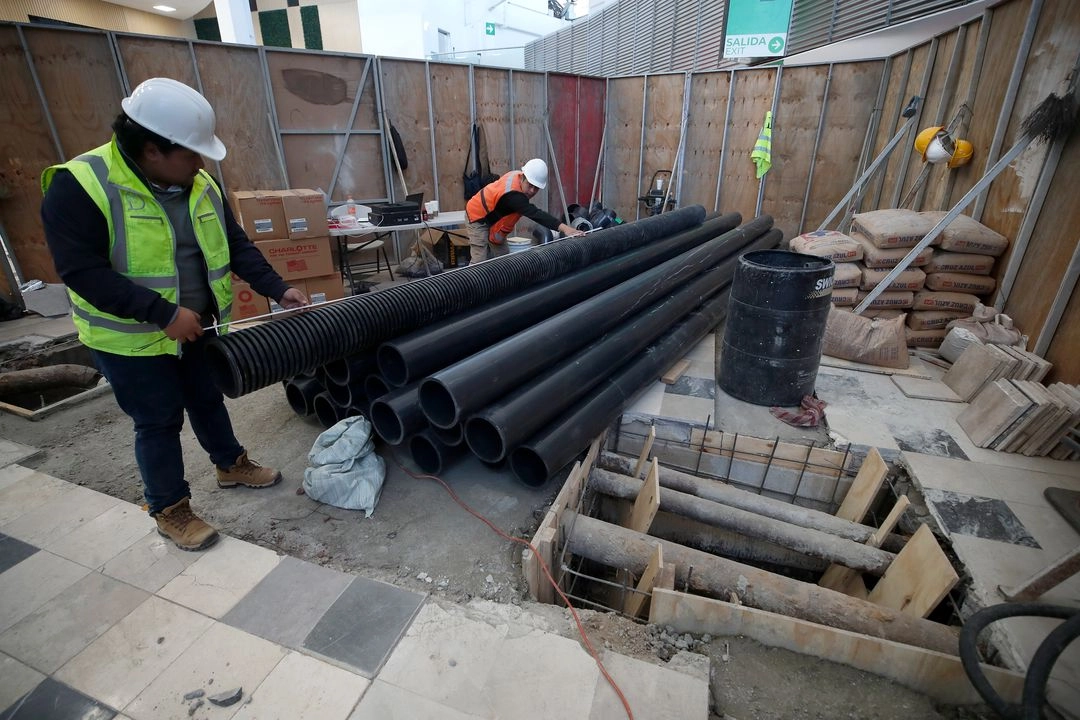 La inversión fija bruta en México, que representa el valor de la inversión en instalaciones, maquinaria y equipo en México se contrajo durante enero. Foto 