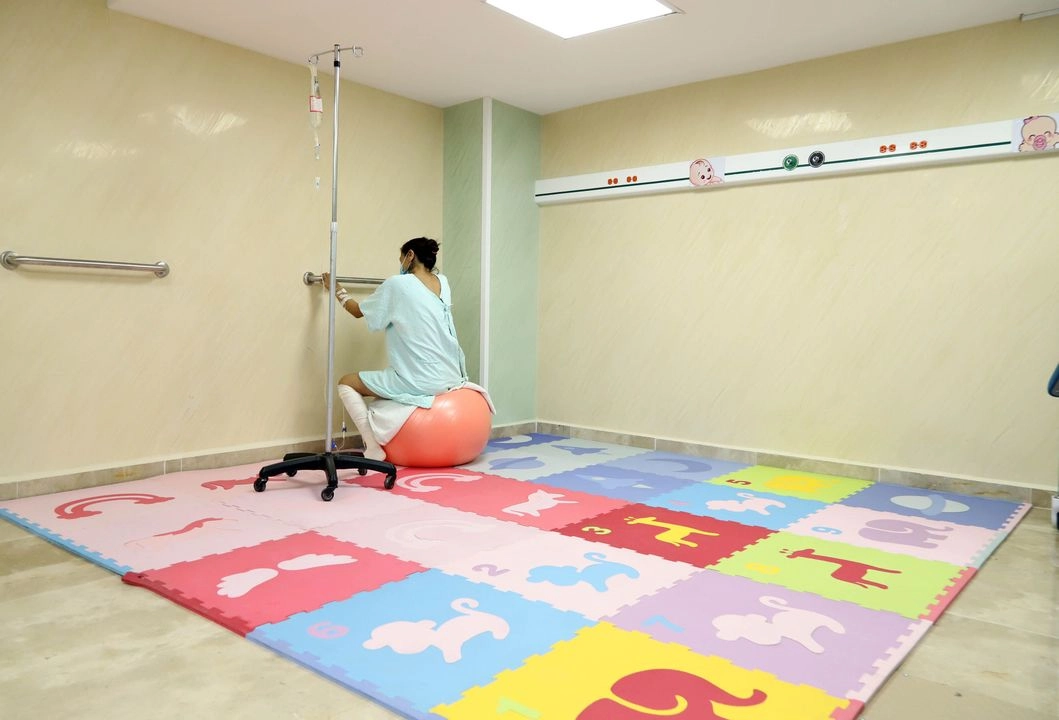 La OMS estima que 260 mil mujeres fallecieron en 2023 por complicaciones relacionadas con el embarazo o el parto, lo que equivale a "una muerte cada dos minutos". Foto 
