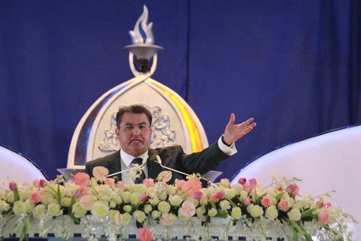 Los líderes de La Luz de Mundo han sido muy eficaces para encontrar resquicios y tejer redes con distintos partidos políticos, lo que les garantizó el ejercicio del dominio en la sede territorial asentada en Guadalajara. Foto