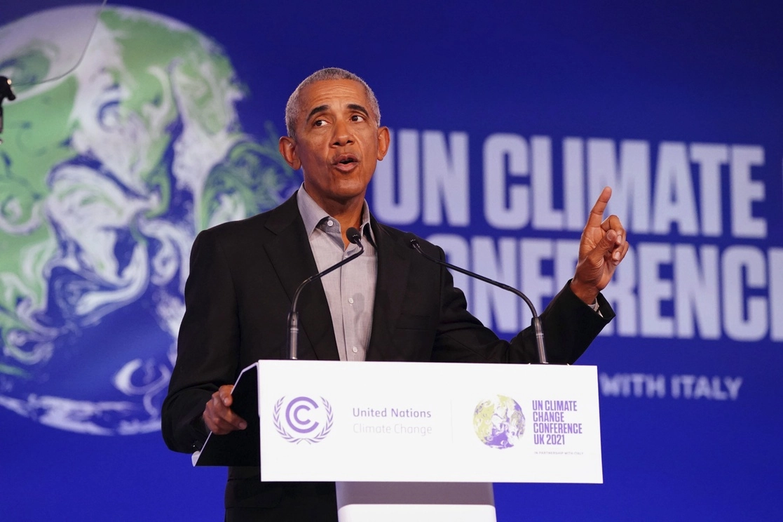 El ex presidente de Estados Unidos, Barack Obama, durante la Cumbre del Clima de la ONU COP26 en Glasgow, Escocia, el lunes 8 de noviembre de 2021. Foto Ap