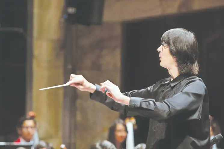 García Barrios, con la Sinfónica Infantil de México en 2016. Foto Cristina Rodríguez