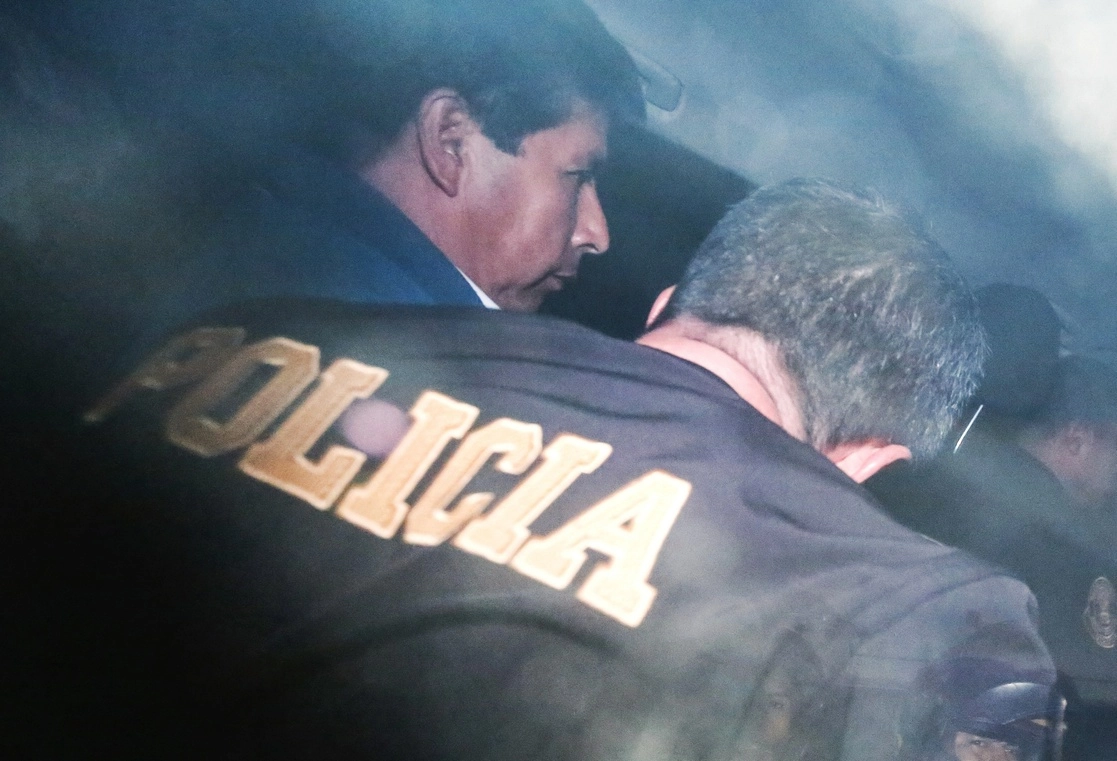 Pedro Castillo tras ser detenido en Lima. Foto Ap