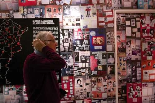 Imagen captada en el Museo Archivo de la Fotografía en mayo de 2016, de la exposición ‘México, ciudad refugio: 40 años del exilio argentino’. Foto Milton Martínez/ Secretaría de Cultura de la Ciudad de México