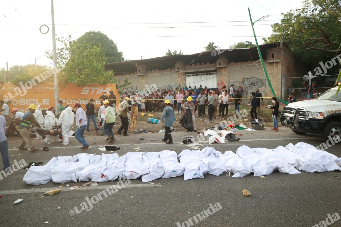 En el sitio del accidente. Foto Víctor Camacho/ La Jornada