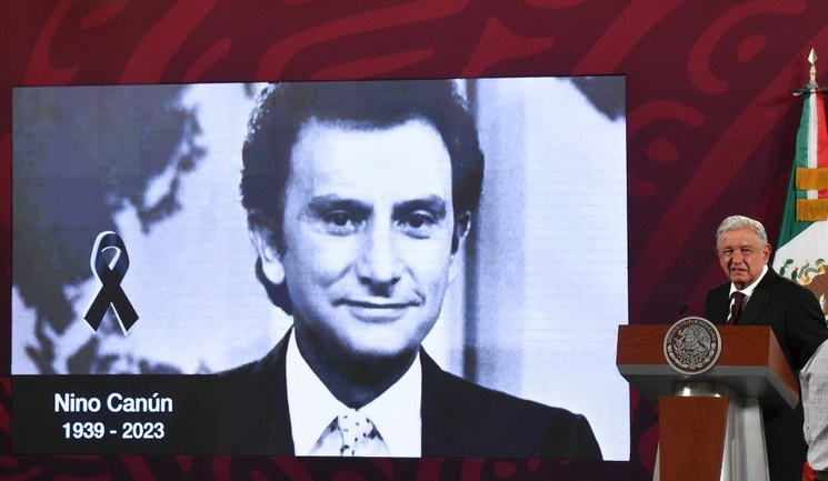 “Aquí lo recordamos y mucha gente no lo recuerda. No creo que haya acumulado dinero. ¡Bueno, pues adiós Nino!”, expresó el presidente López Obrador, al cierre de su conferencia de este miércoles. Foto Cuartoscuro 