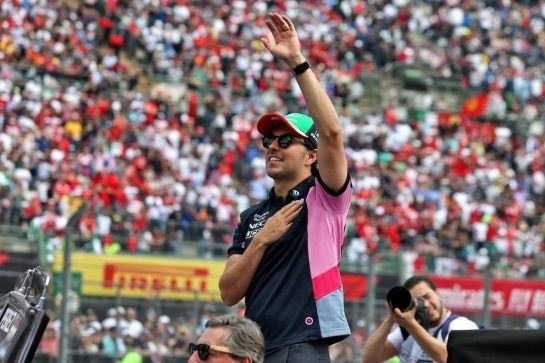 ‘Checo’ Pérez dijo que este año echará de menos "correr en casa y sentir la energía de los fans". Imagen tomada de @SChecoPerez