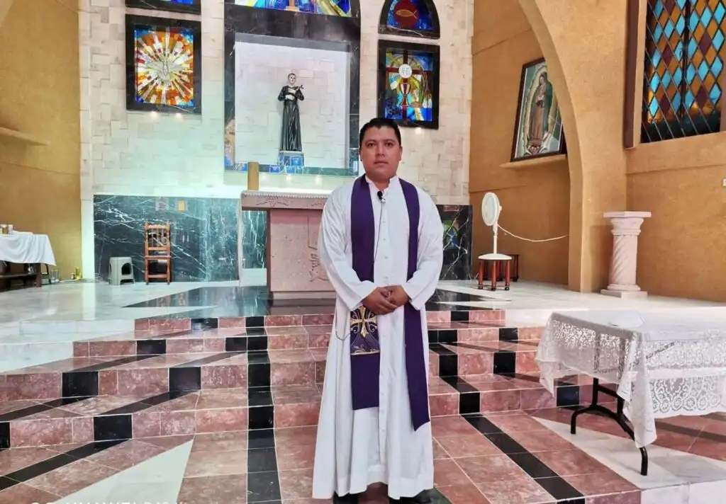 La Diócesis de Chilpancingo-Chilapa lamentó el atentado sufrido por el presbítero Felipe Vélez Jiménez, párroco de San Gerardo María Mayela, en Iguala, ocurrido el jueves. Foto tomada del Twitter de @chilapensis / Archivo
