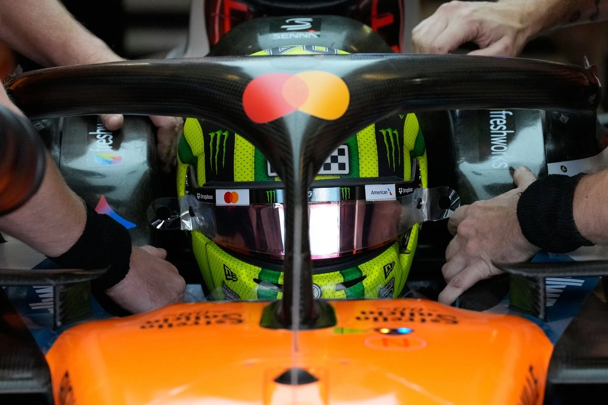 Lando Norris de la escudería McLaren se apunto el tiempo más rápido en el ensayo libre del GP de EU, en el Circuito de las Américas, en Austin, Texas, el 17 de octubre de 2025. Foto 