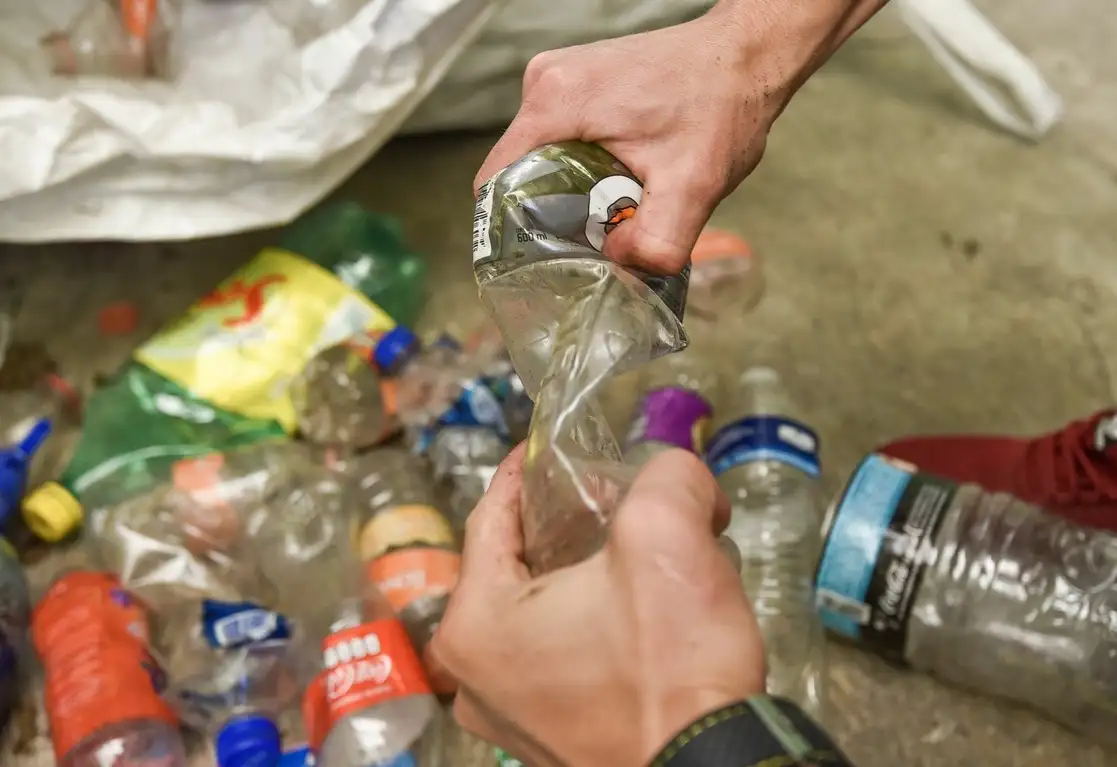 La OCDE se declaró lista para ayudar a los gobiernos a hacer una transición con mejores políticas para eliminar los impactos ambientales negativos de la producción de plásticos. Foto Cuartoscuro / Archivo