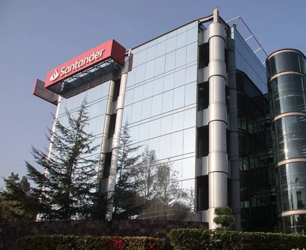 Corporativo de Santander en CDMX. Imagen tomada de la página de Facebook @SantanderMex 