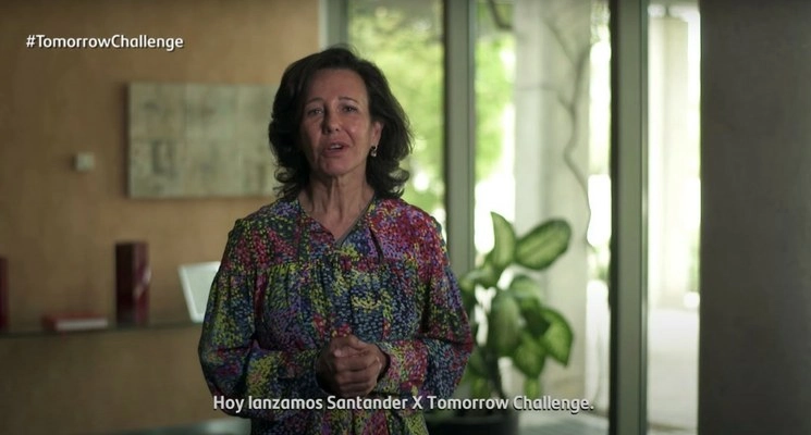 “Lanzamos Santander X Tomorrow Challenge, porque creemos en ellos y en su capacidad de encontrar respuesta a los problemas de hoy y a los que nos vamos a enfrentar en un futuro cercano”, dijo Ana Botín, presidenta de Banco Santander. Foto cortesía para ‘La Jornada’.