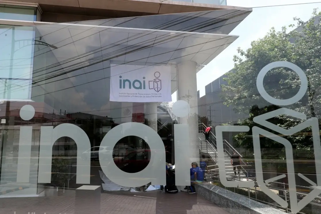 Oficinas del Instituto Nacional de Transparencia, Acceso a la Información y Protección de Datos Personales en la Ciudad de México. Foto Roberto García Ortiz / Archivo
