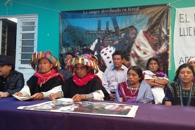 En la sede de La Organización Sociedad Civil de Las Abejas de Acteal, integrantes de la mesa directiva junto con familiares de los fallecidos y sobrevivientes de la masacre manifestaron que ellos continuarán exigiendo a la CIDH que emita el Informe de Fondo sobre la masacre, en Acteal, Chiapas, el 12 de agosto de 2020. Foto Elio Henríquez / Archivo