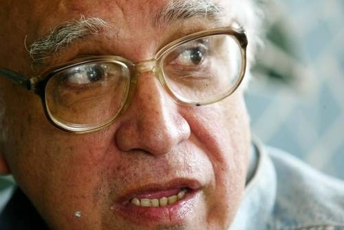 Carlos Monsiváis, en septiembre de 2005, durante una entrevista con este diario. Foto La Jornada / Archivo