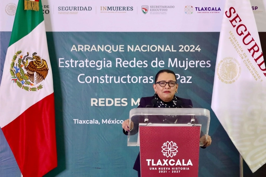 La secretaria de Seguridad, Rosa Icela Rodríguez, durante la reunión nacional de las Redes de Mujeres Constructoras de Paz, en Tlaxcala. Imagen tomada de https://twitter.com/rosaicela_