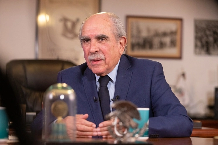 El titular de la UIF, Pablo Gómez. Foto Pablo Ramos / Archivo