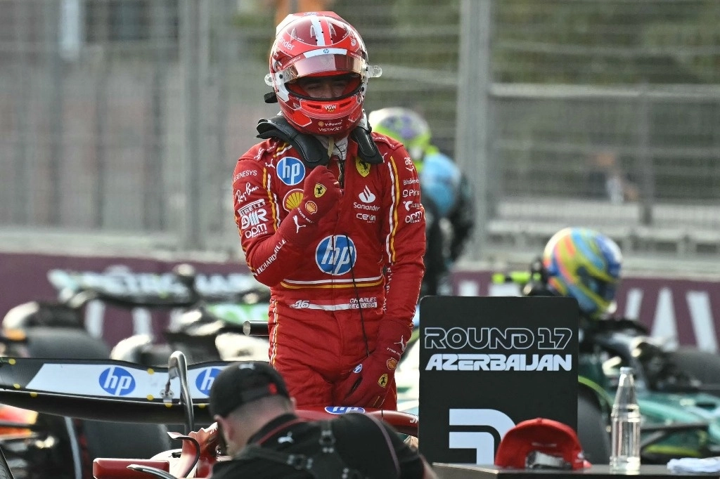Charles Leclerc de la escudería Ferrari logró la 'pole position' número 26 de su carrera. Foto Afp  