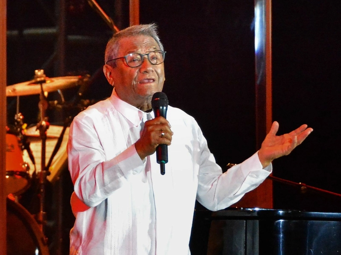 El compositor Armando Manzanero, durante una presentación en La Habana, el 15 de julio de 2018. Foto Afp 