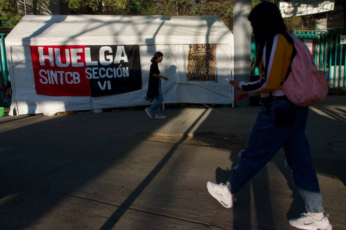 Concluyó la huelga de sindicato del Colegio de Bachilleres. Foto Cuartoscuro
