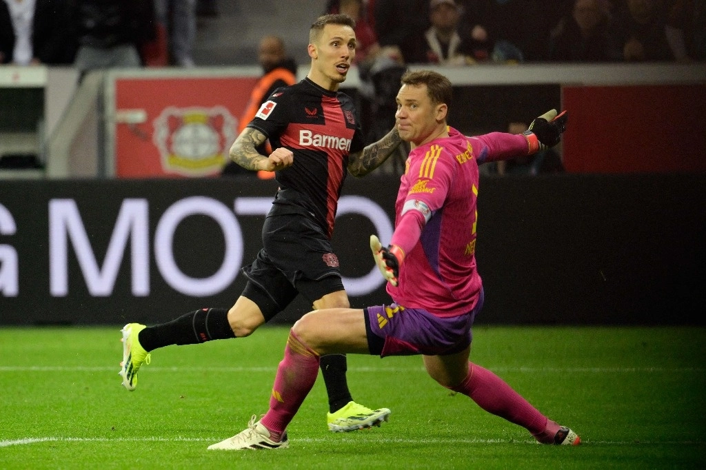 La Jornada - Leverkusen golea 3-0 a Bayern y aumenta ventaja en cima de la  Bundesliga